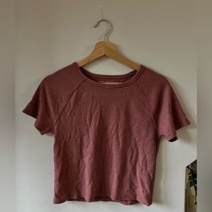 AMERICAN EAGLE CROPPED TEE